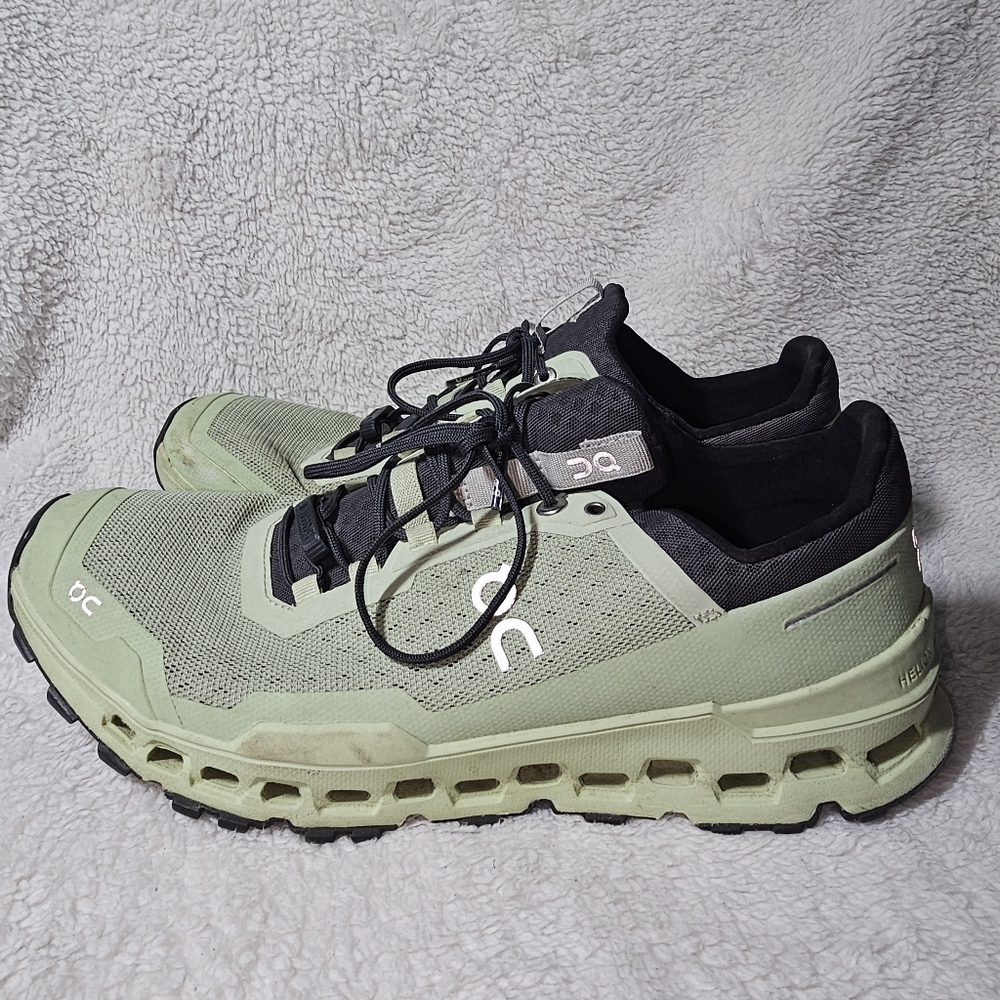 On Running Women's Green Running Shoes